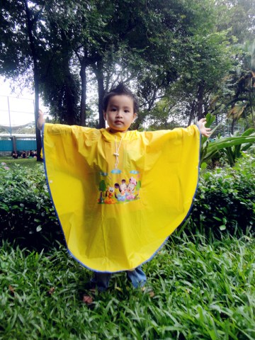 Áo mưa trẻ em - Chi Nhánh áo Mưa Minh Đức - Công ty TNHH Đầu Tư Sản Xuất Thương Mại Dịch Vụ Minh Đức